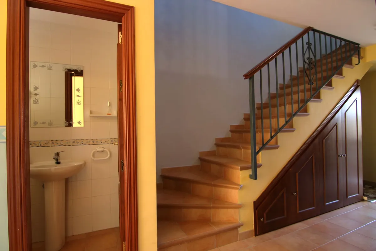 2ed57316-5a57-445d-b7f8-93fd95c901f6