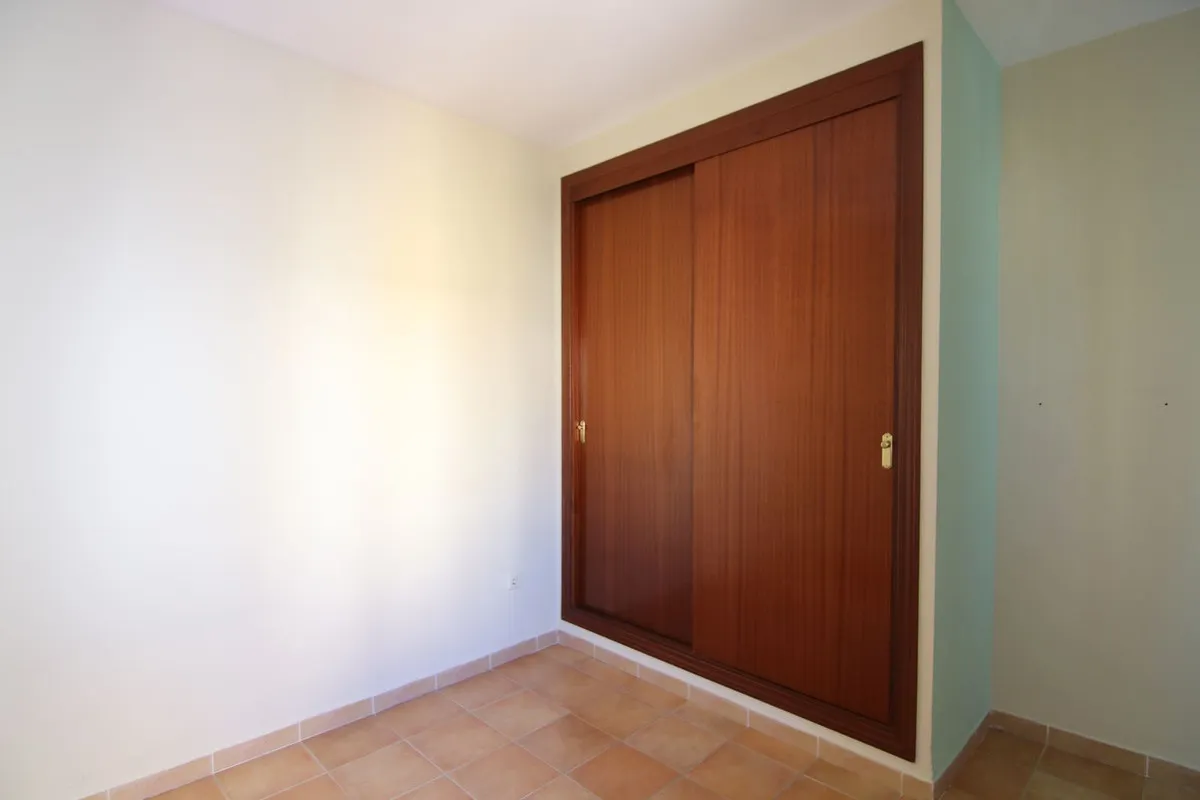 387d03b8-2120-4f3d-abcb-1df2299dc1f2