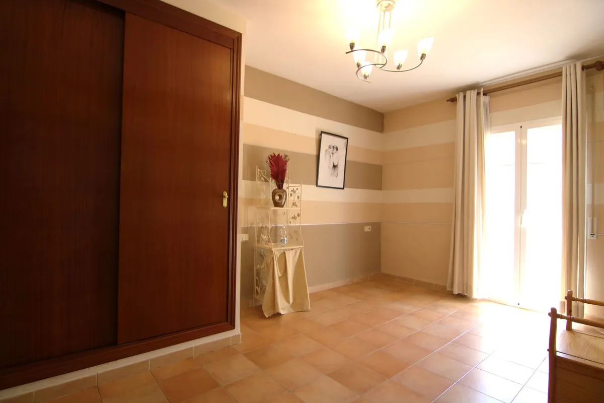 5b0bdbd1-cab3-4115-a381-4851d3923459