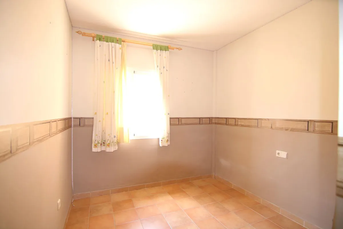 c489fe9c-60d2-4043-9ad1-a9b2210b4c5f