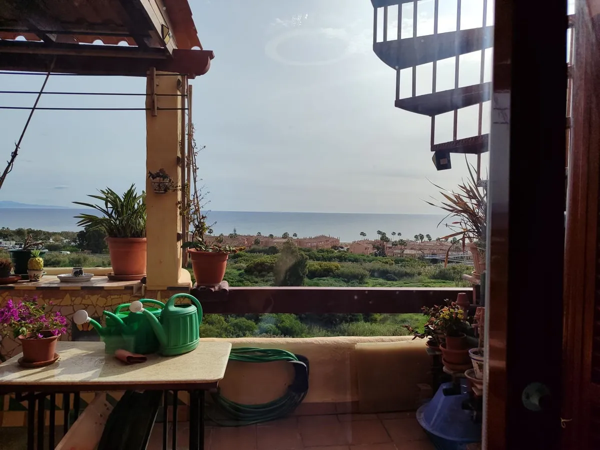 134e2702-260e-4b91-ad78-8fd5ea89575a