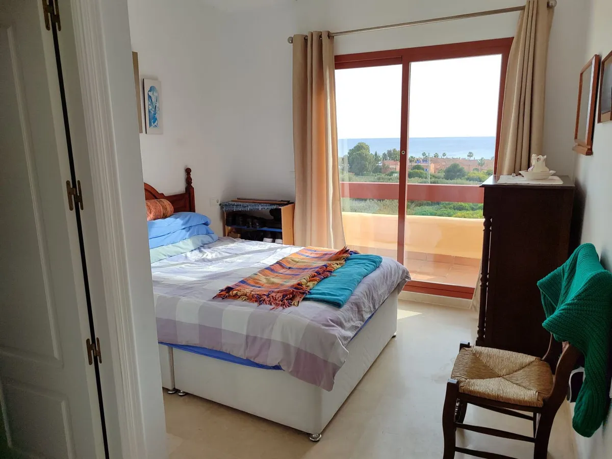 d2ed81e7-4dd1-4f80-a677-f3c7c2e86feb