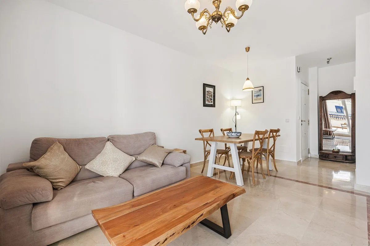 1148b082-1834-4b1d-8be7-a608fa9e6e24