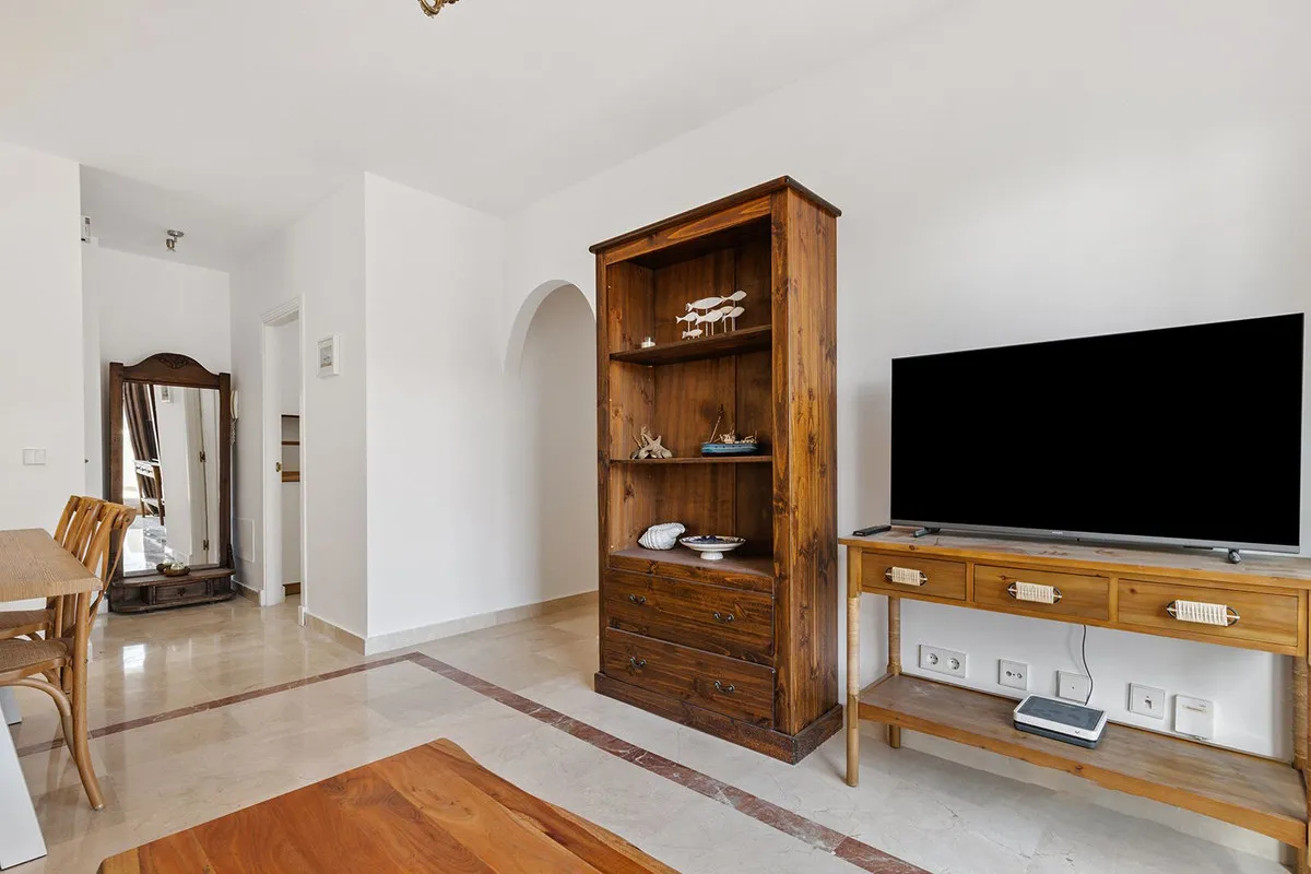 589c1b4f-51d7-4db1-9e98-62e8c8c80304