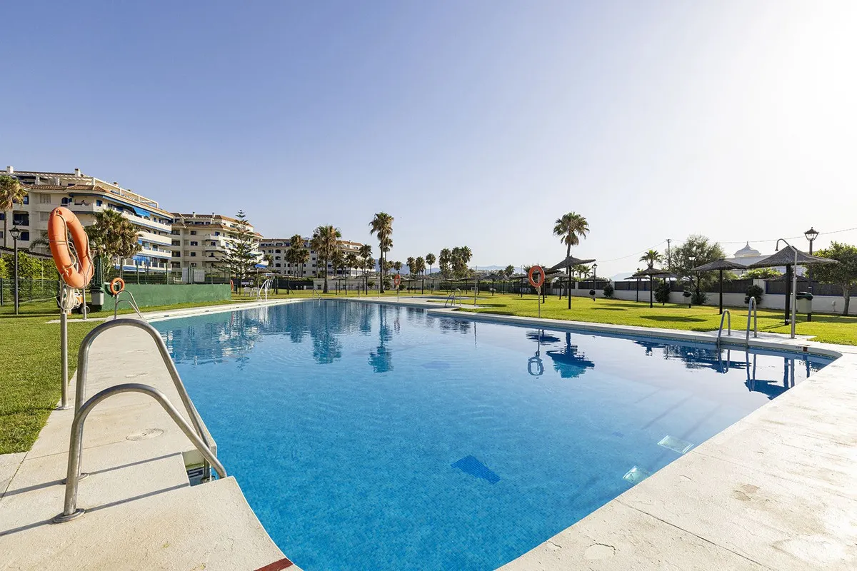 67e0108e-a0b9-4f80-965e-049df8e19cfc