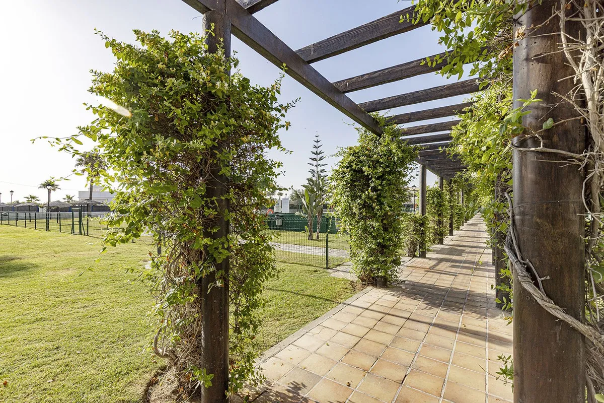 993e9f28-703d-4adf-bbbe-179649adfffb