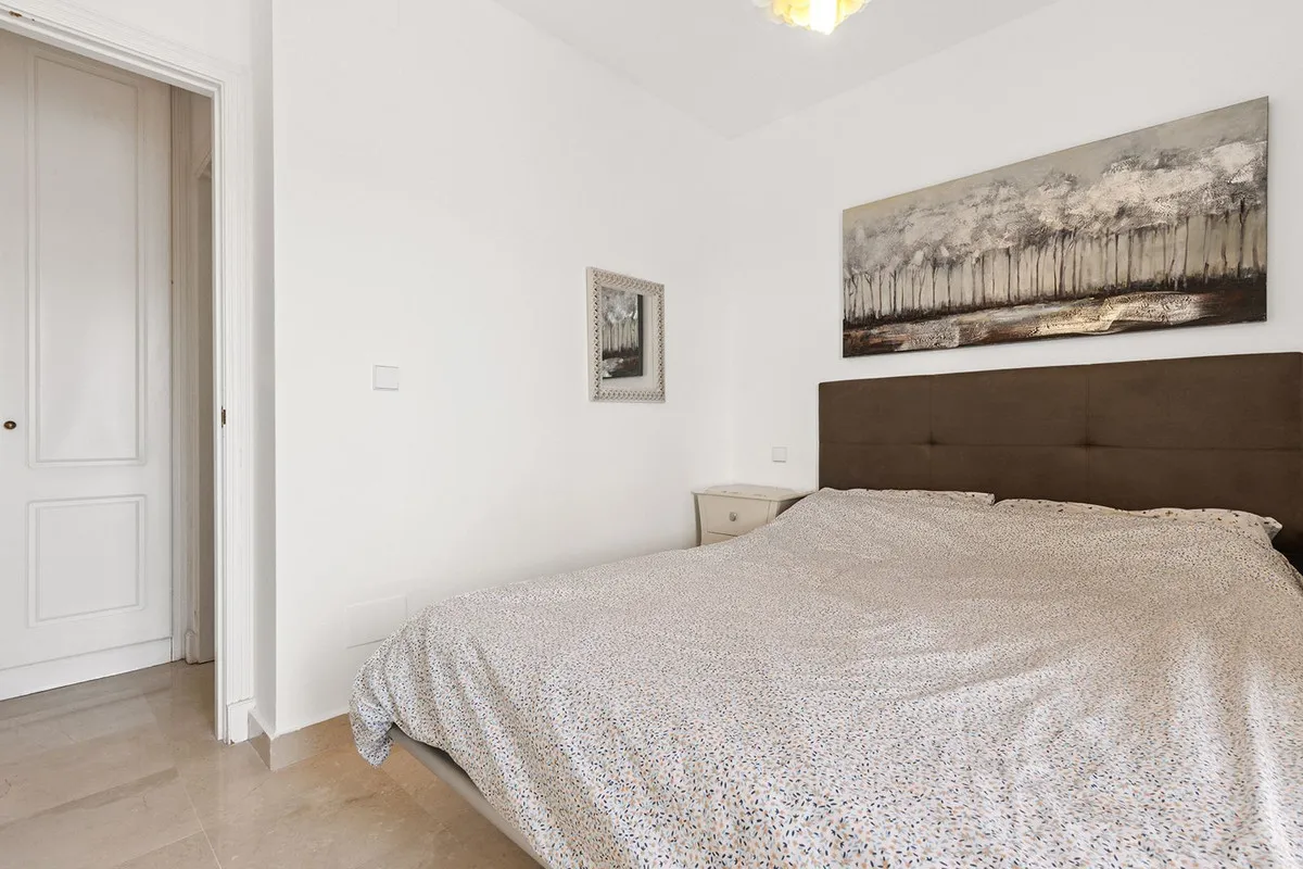 ab359a43-255b-4cc2-969e-01a911a77b84