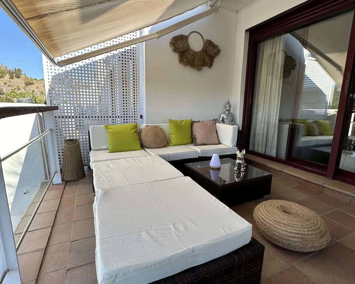 1eff3c35-280e-411c-8b78-73feefaeeb2a