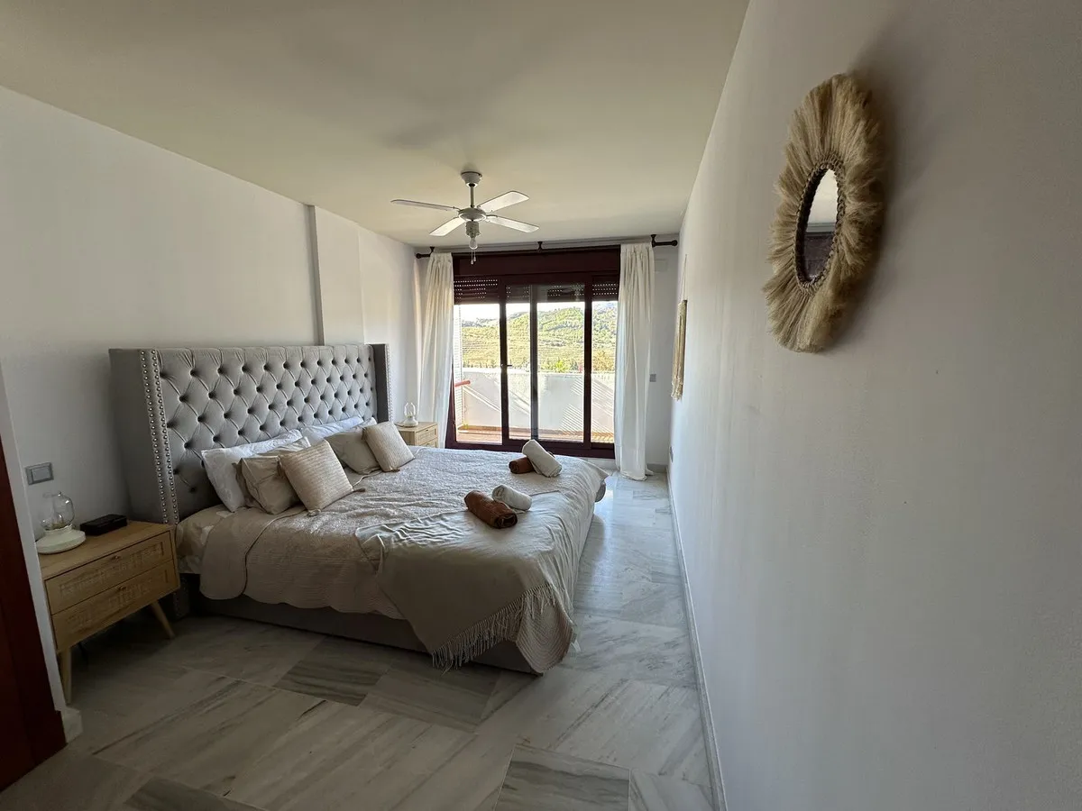 64afcdd4-6527-4236-8d12-2b20e589bc0b