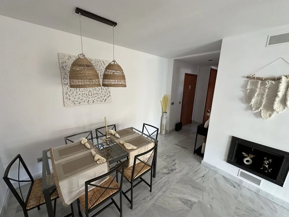 e9da7249-c705-4543-9de8-8dba13cb4d01