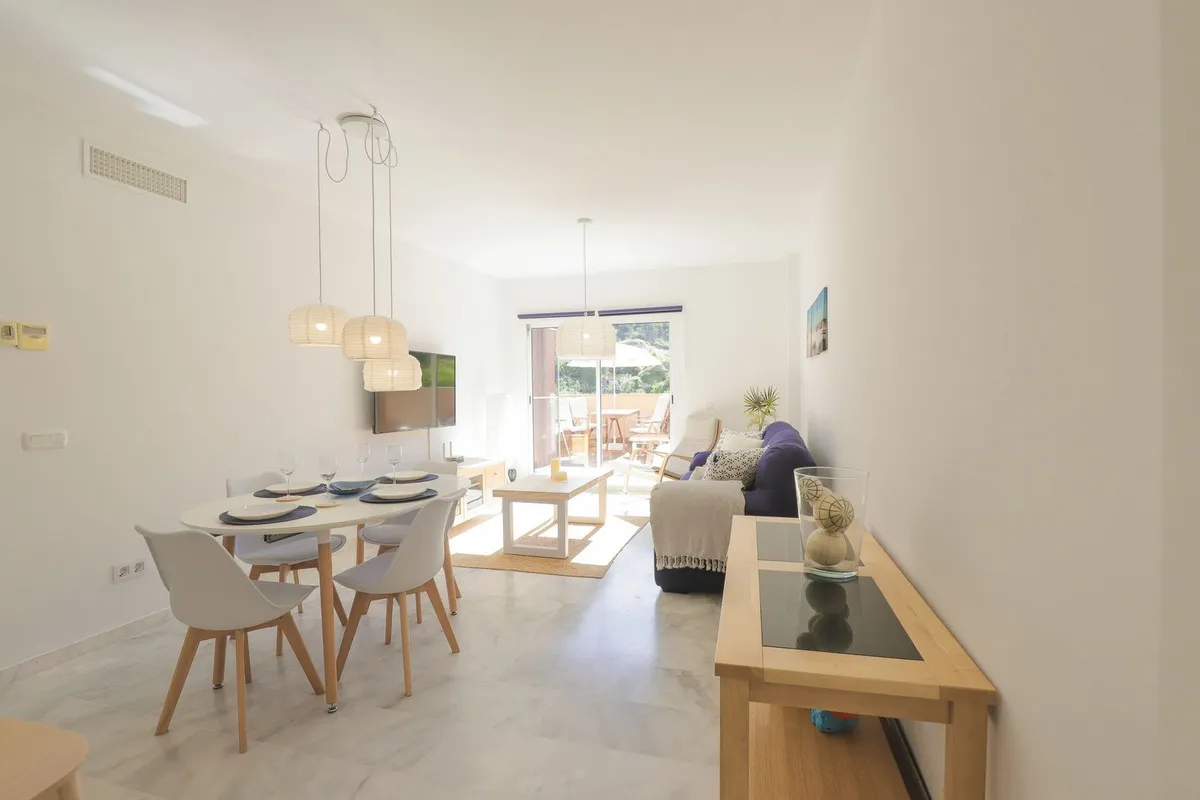 6e1ec5b8-f1db-47cd-8f21-d09d66b298da