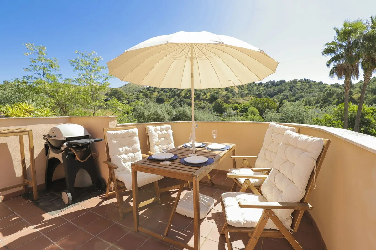 cbb1ae5e-0dc2-4744-bb00-e81a0e2e1d50