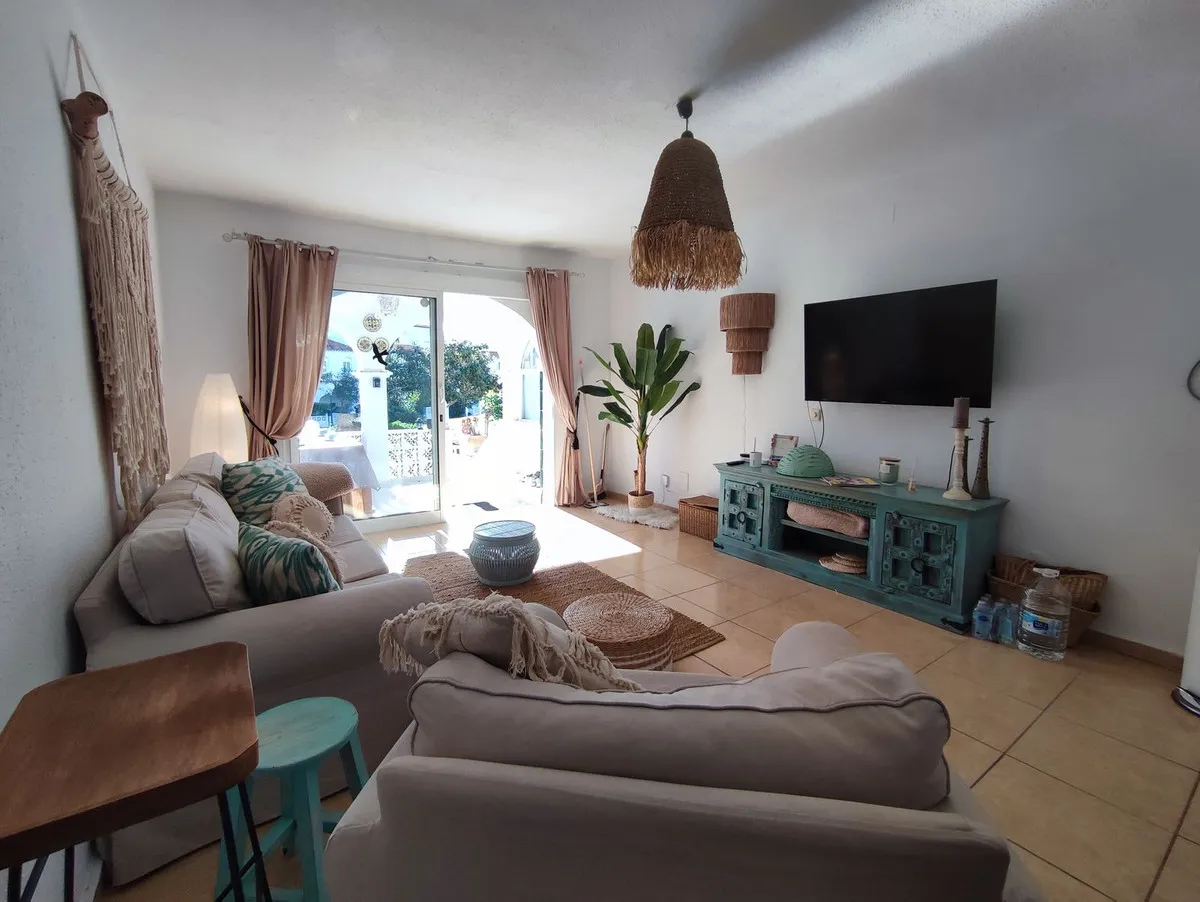 43edbb3b-556a-4809-a04e-1a700f4de792