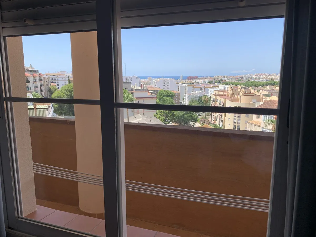 e5cfe81f-87e6-42a1-8950-24971aa125ae