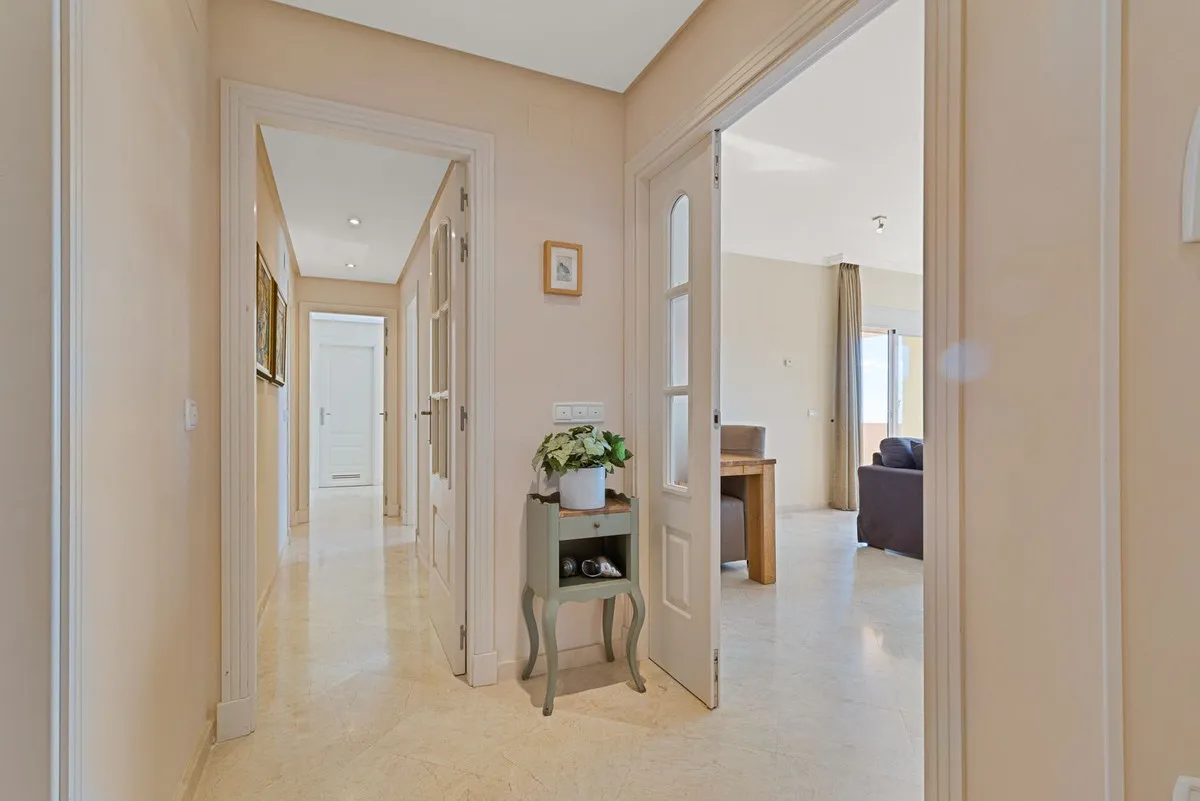 0ab80447-48b3-4e26-b5c2-4fe1985b6d00