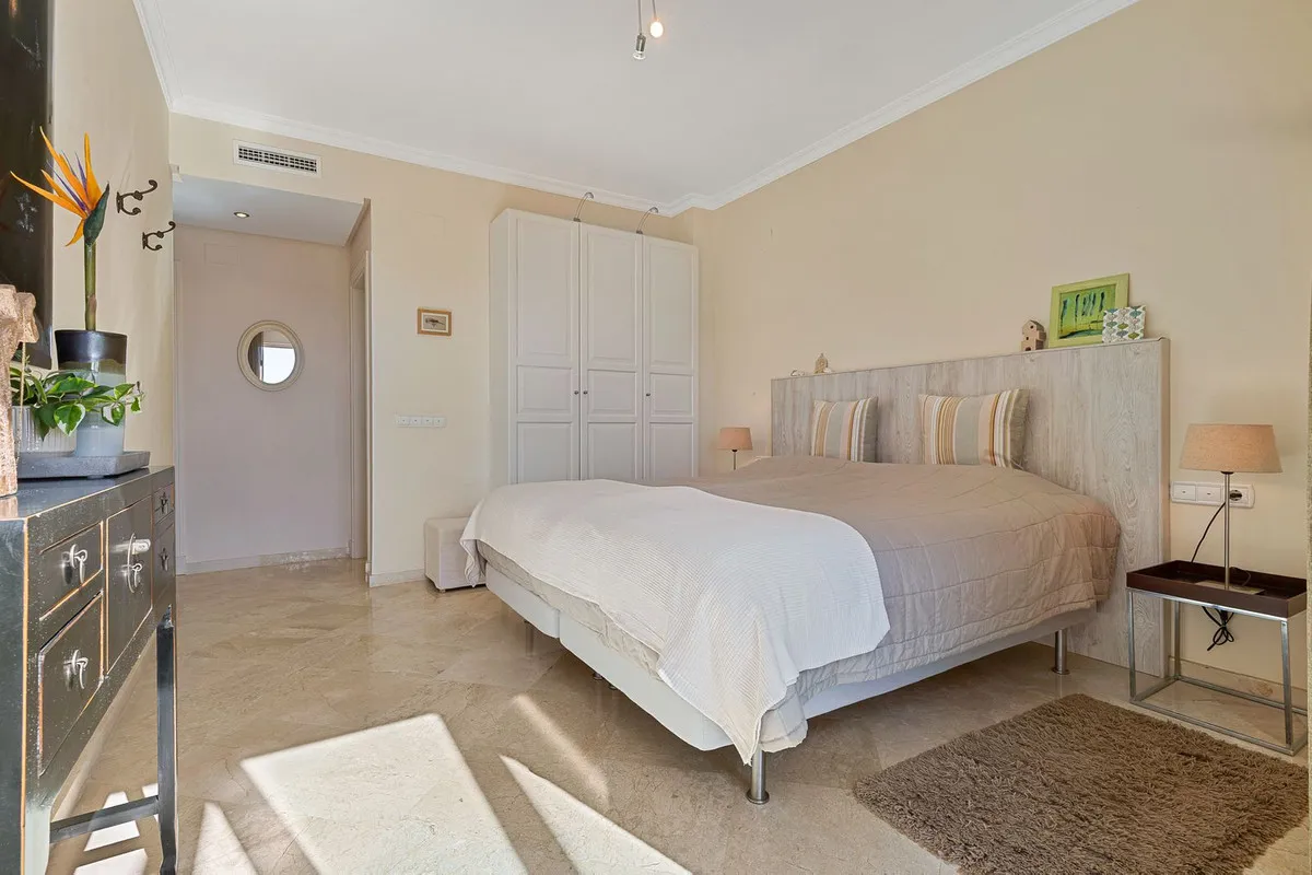 ecfe8415-6827-40ec-ab77-971658bae071