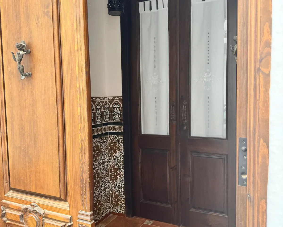 5595efc7-f2db-49f1-a1a4-25b43551635f