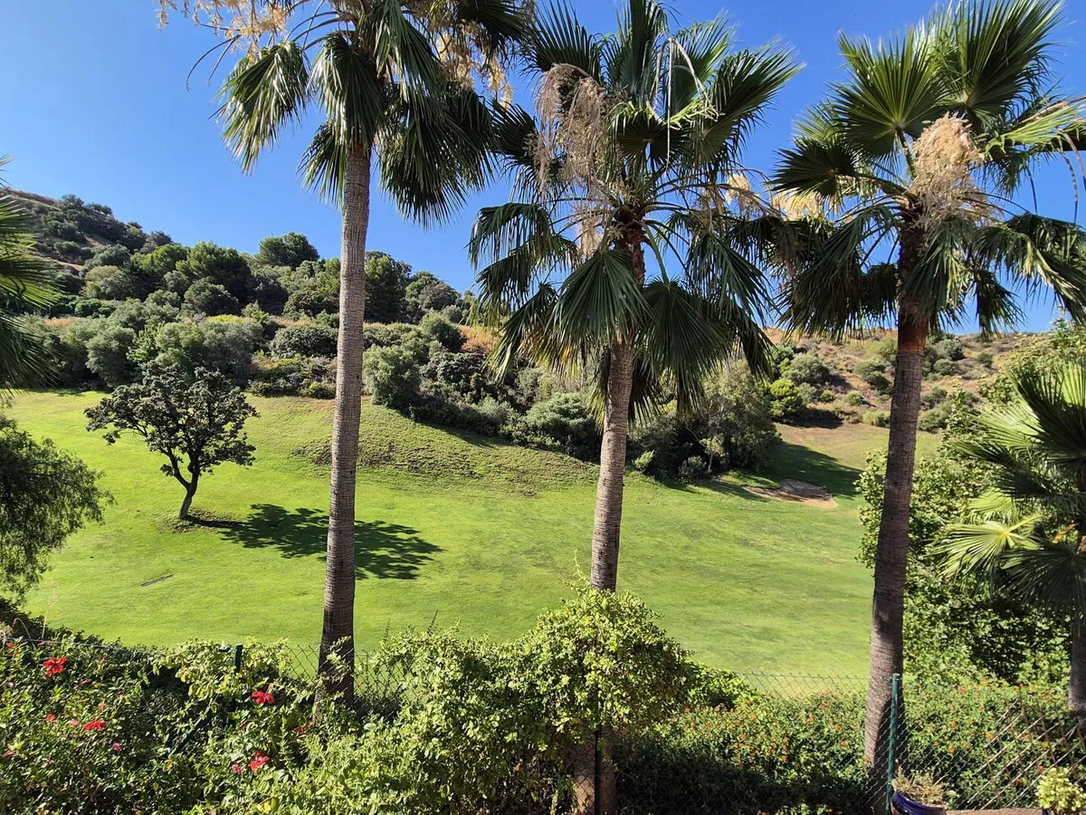 04261cf5-f2ed-4105-9dfb-f3e3efc15eef