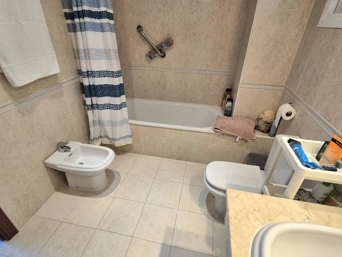 05e9966f-f1d4-4fa1-bfc2-f8a090257447