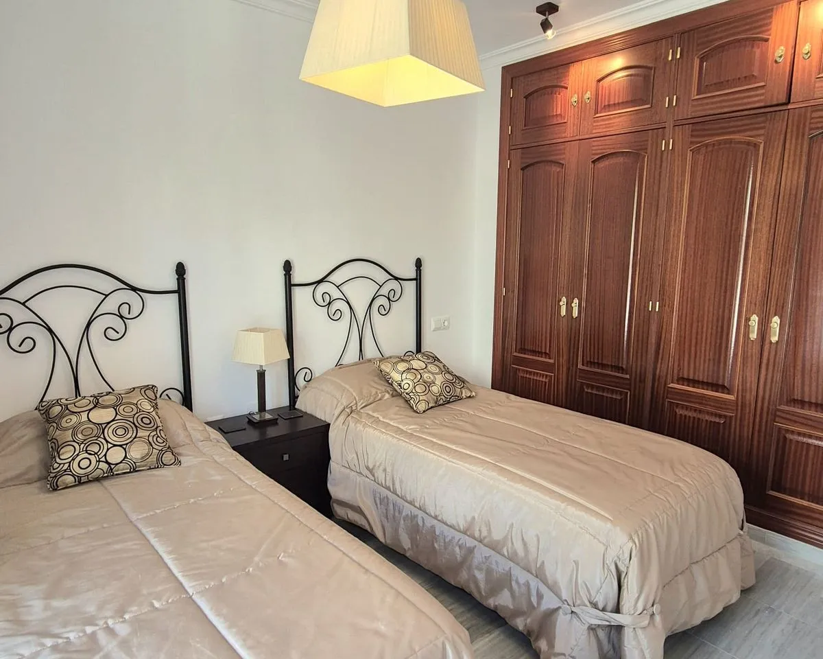 1b48a495-8341-4ae8-9213-b247f548ef47