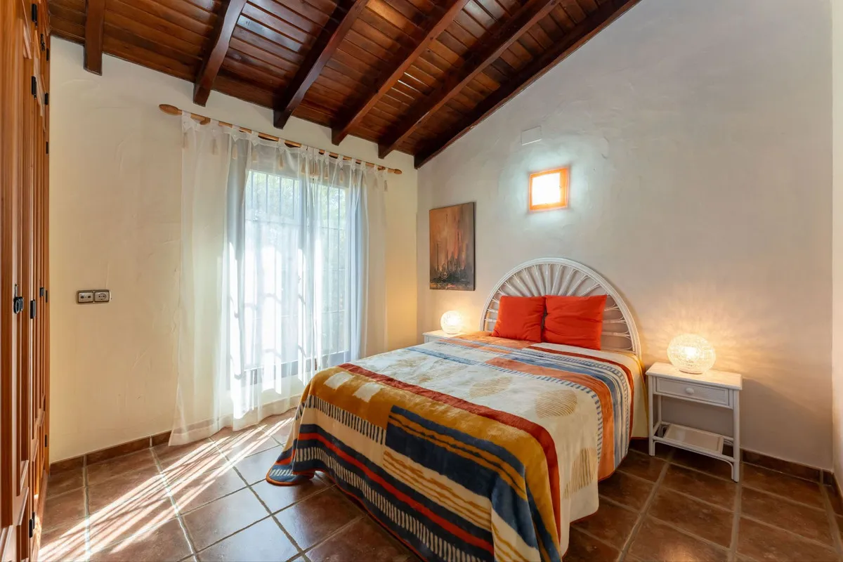 71180e80-e8c8-46c6-9b9c-6a5d3ea9de49