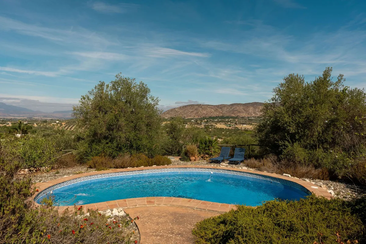 812187e1-f705-435c-82d1-dcda079a003c