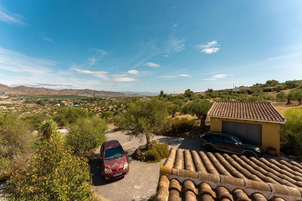 82f65716-ecc6-4e15-b4cd-76384d92fa9e