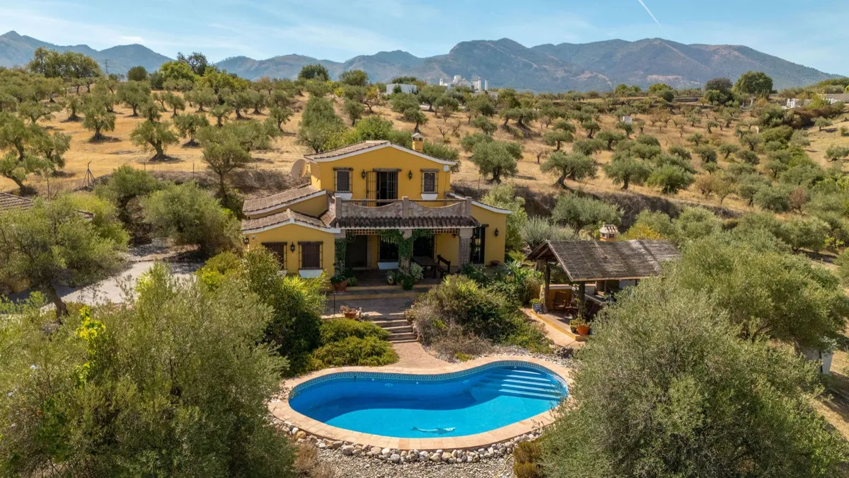 bb08fd61-3793-450e-a800-441a60e38fdf