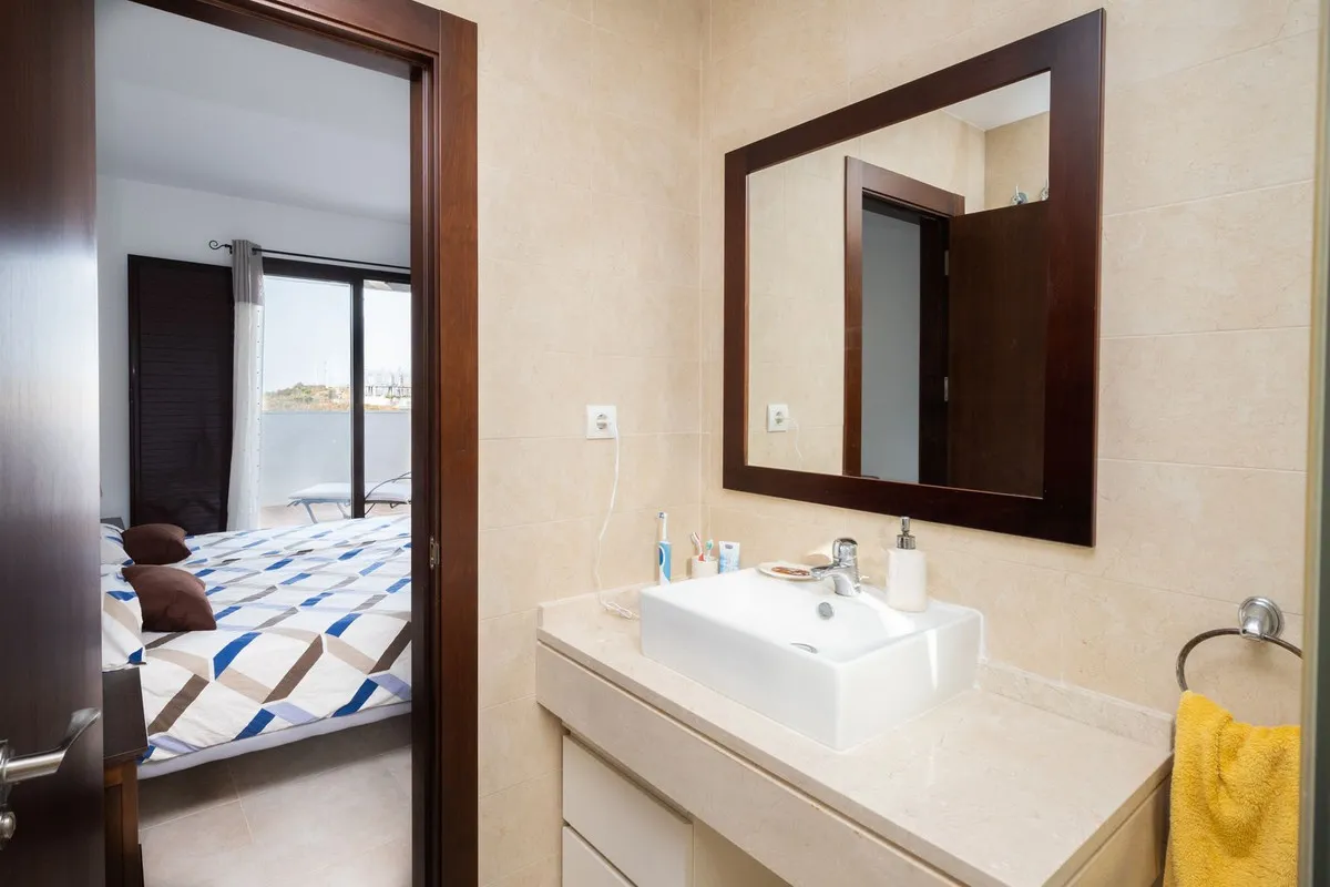 793f2763-d1e5-4141-beb4-9aa800edcfa5