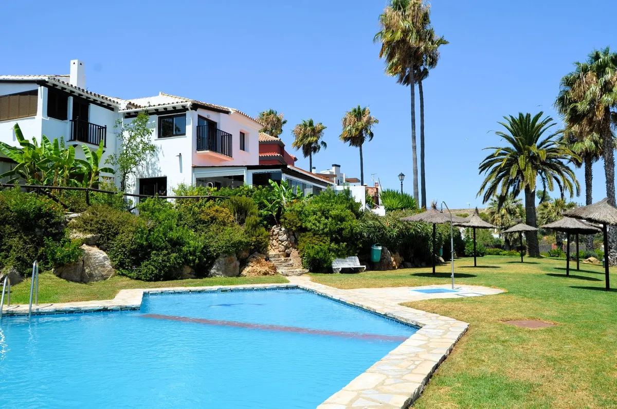 0595ba98-d18f-4c0d-a143-36c9b12fae02