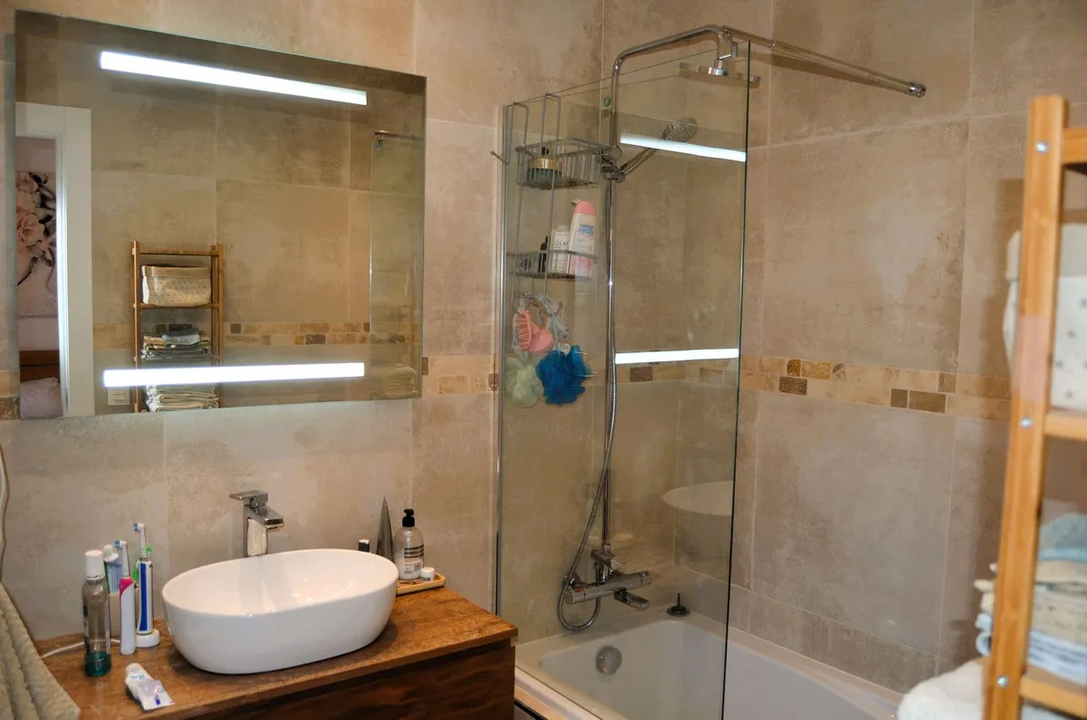 3adbea2b-e757-4547-bd7b-6c52f58ad0df