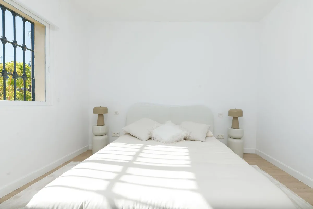 2696ed04-f1a4-4d08-b5af-6903be461066