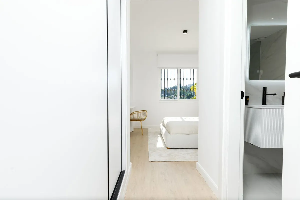 c6ada30a-d71b-4dfe-a382-4c74fbb831af