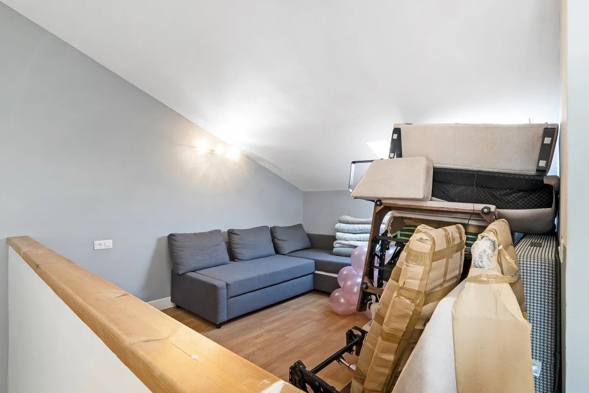 f52470b5-2855-4b9e-868d-8081122f8442