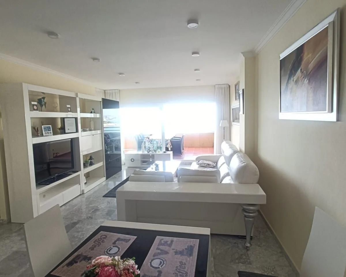 4c7d79a8-8506-4459-8318-c036f2356197