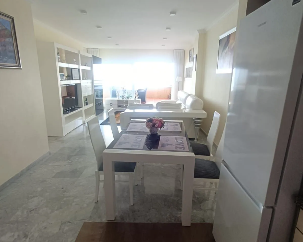 823ac70f-7140-423f-a86f-d2522d1e3b2c