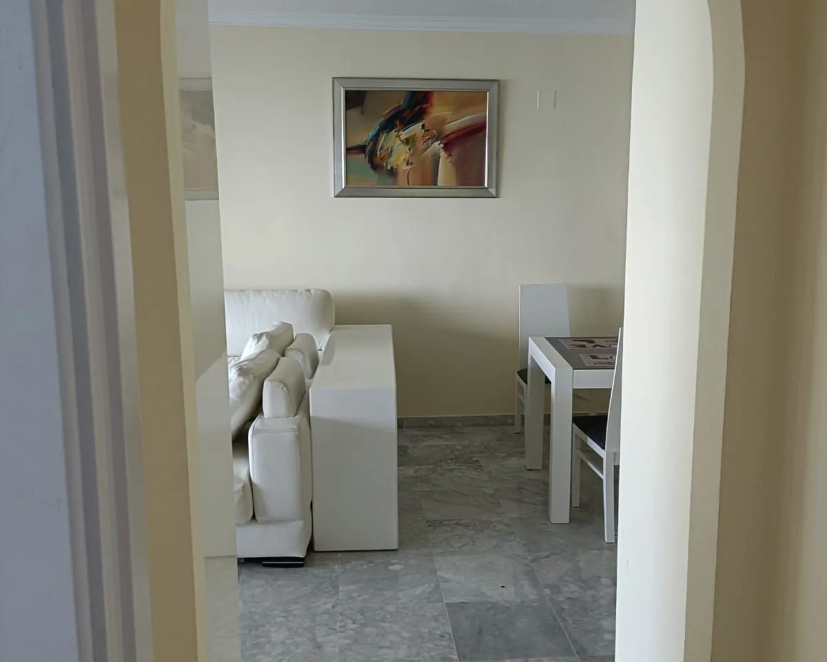 8d004976-9e90-4f9f-854e-f0e85738f212