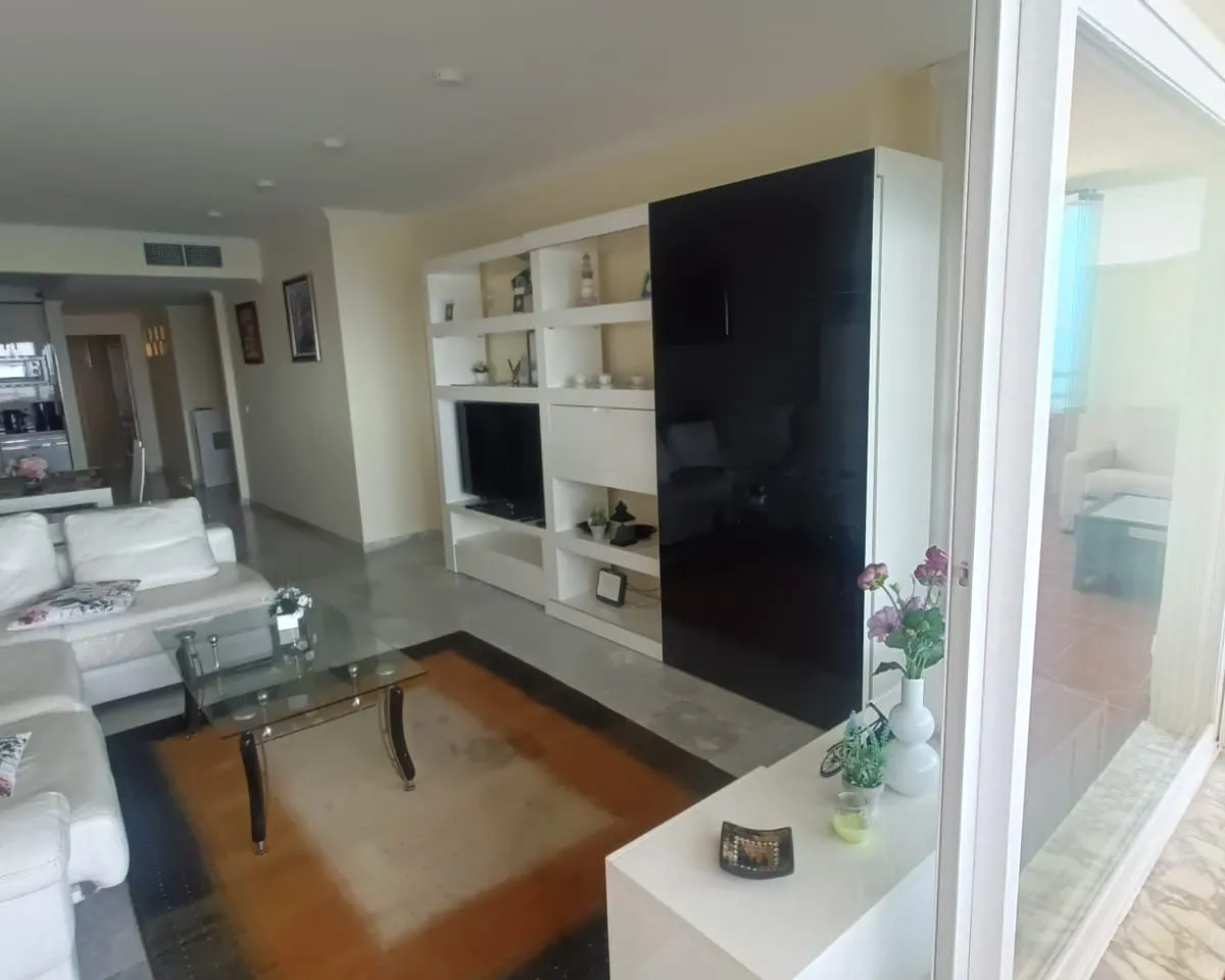 c137b6bc-4885-4f55-9528-146a287a6a21