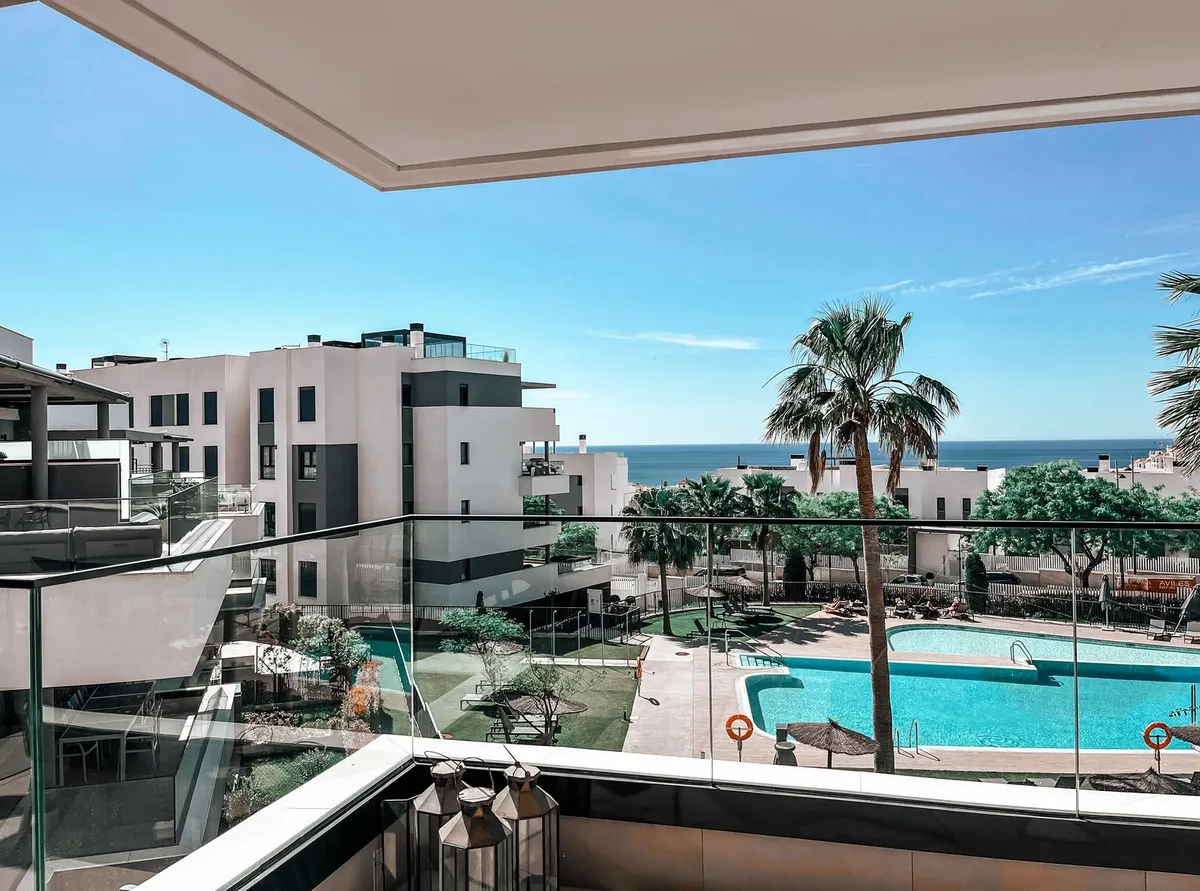 00958e70-a44e-4fc8-a3ce-c09830e41199