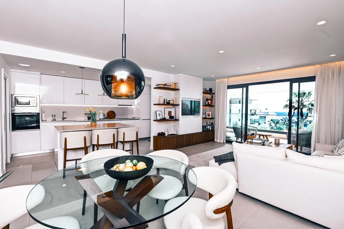 55aab1c0-b523-460e-a6c0-e0a9d41742d0