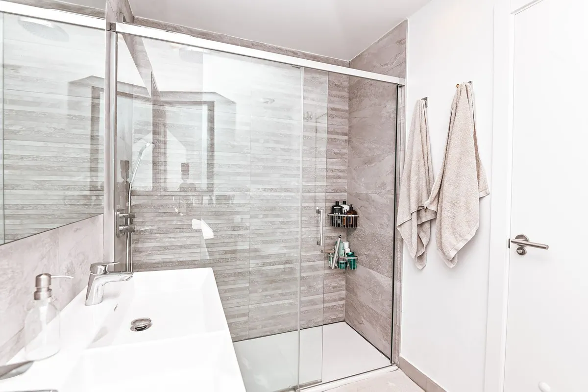 987145f5-e3fa-4d91-90d0-43d1fae39bdb