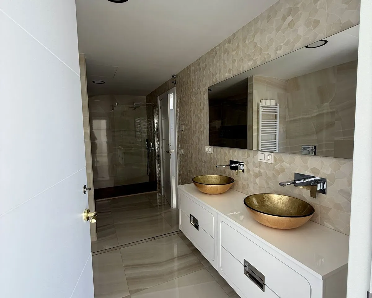 4c7b838f-1c28-4428-8c4a-6d5803b945a5