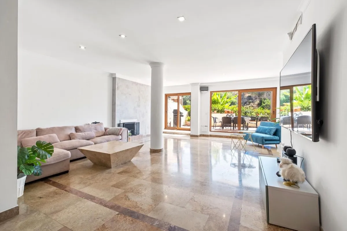 62927088-707e-4250-93cf-15740c8a39c0