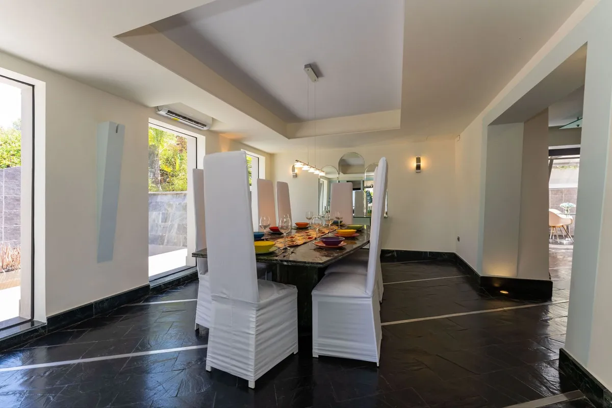 1ba5f039-ab8f-4d54-85f2-37bb52e3704b