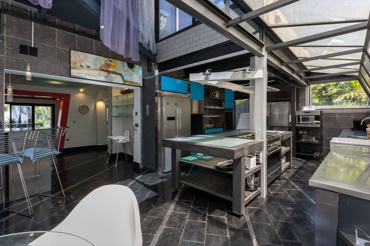 f87ccb23-bdc2-48f4-8a9f-c246a184c7fc