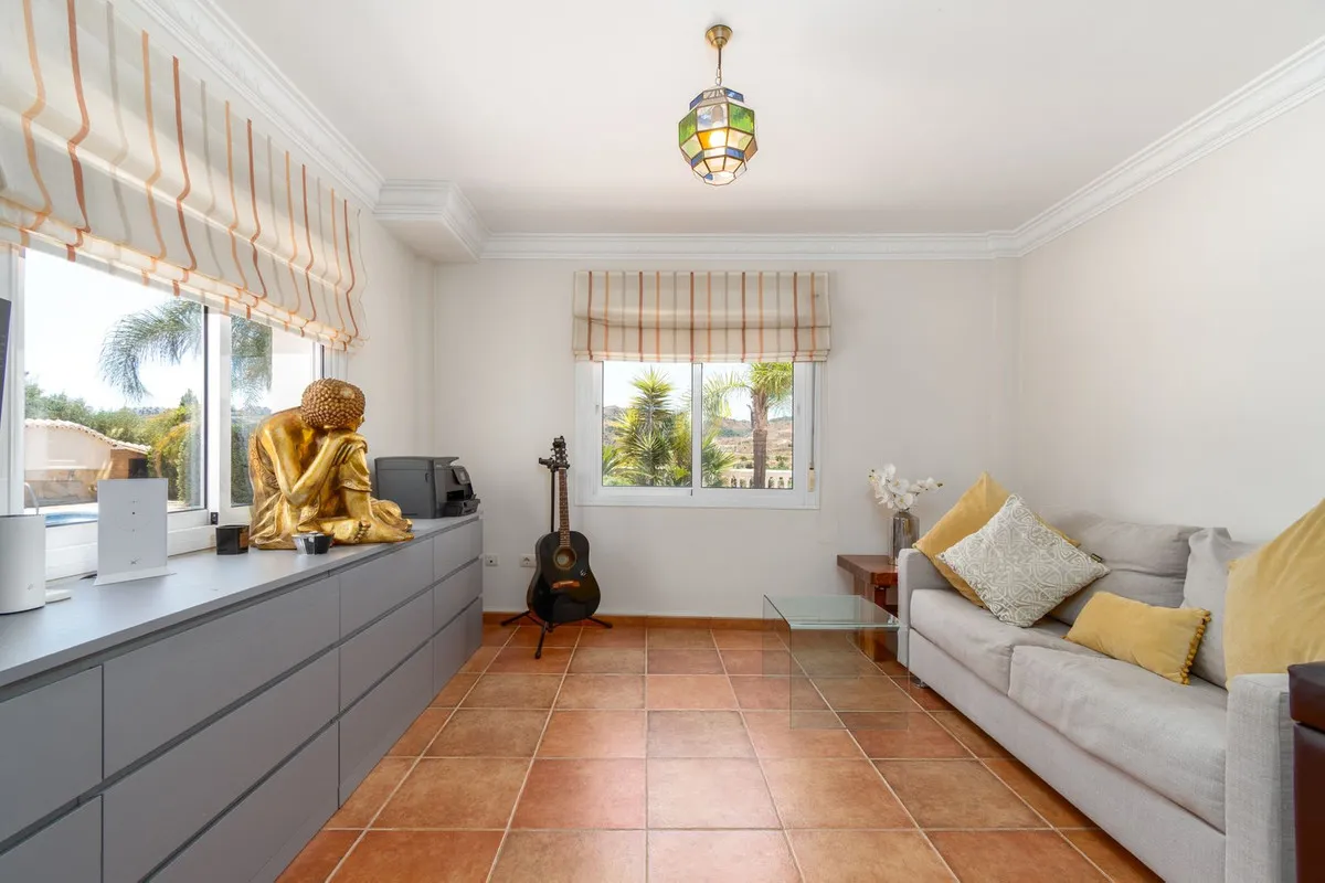 2549826c-ae99-404b-aa5d-b191fe0a1483