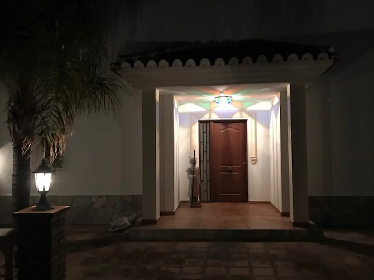 88052a00-7a3b-439f-9f26-41a3021c4ccb