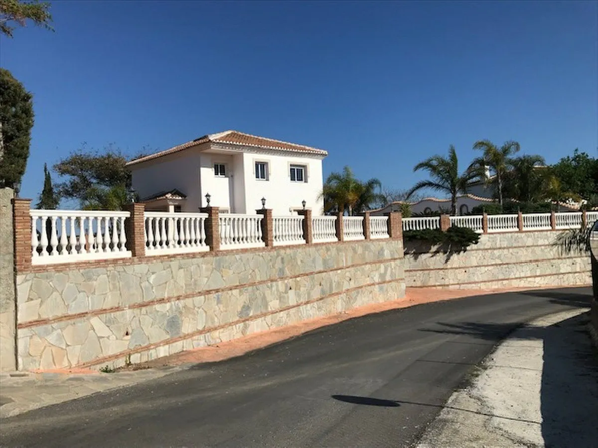 ea1ab873-42f0-4508-9939-ce9e527bc5df