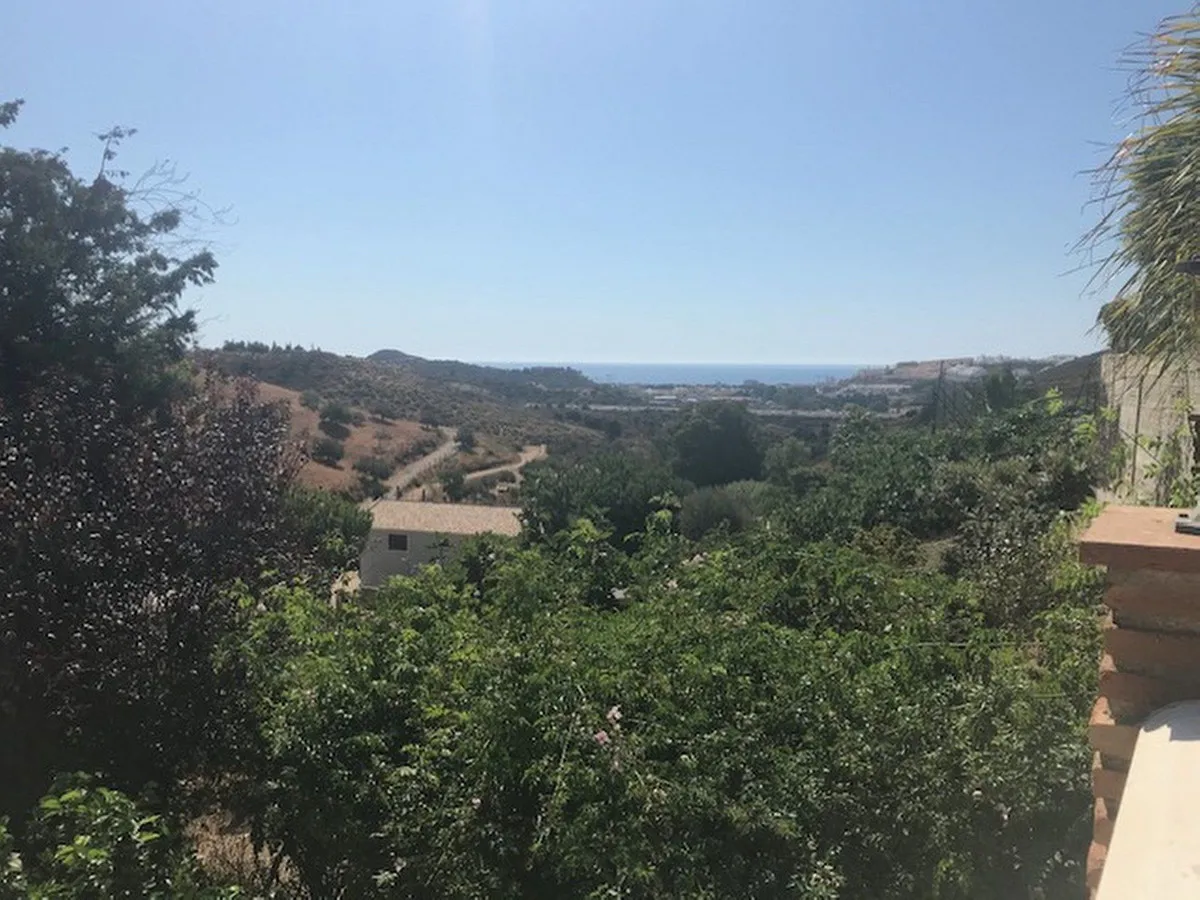 ea322c50-7cc5-4ecf-b44a-d55218a38e20