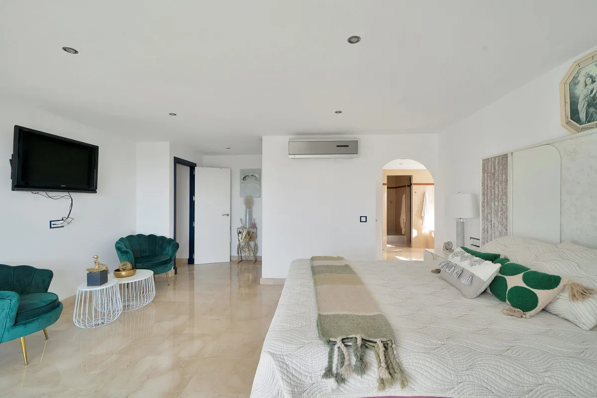 df5f8bf8-e135-49cb-befd-656e797cf772